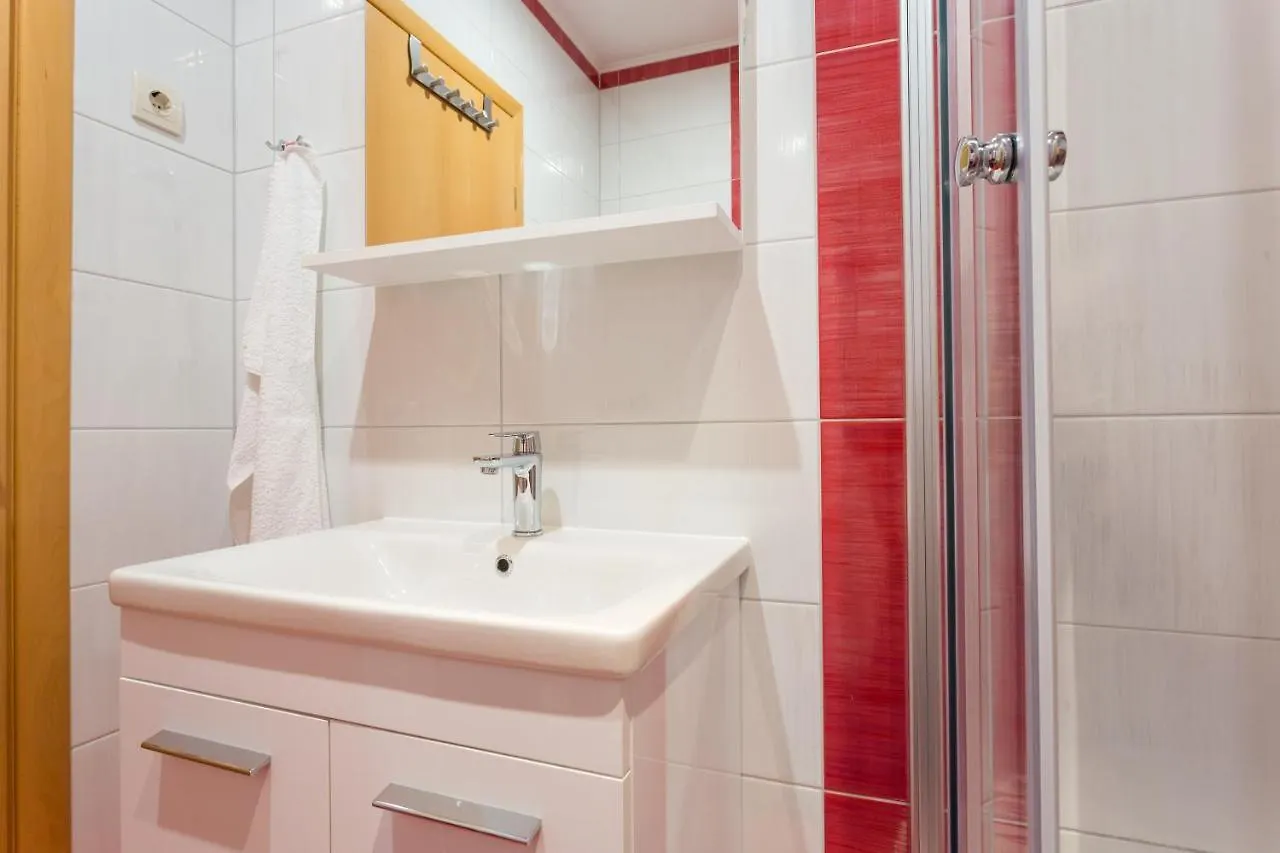 Apartments Saint Martha Plano